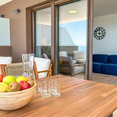 09 Sense With Terrace And Sea View